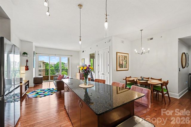 4620 Piedmont Row Drive 418, Charlotte, NC 28210