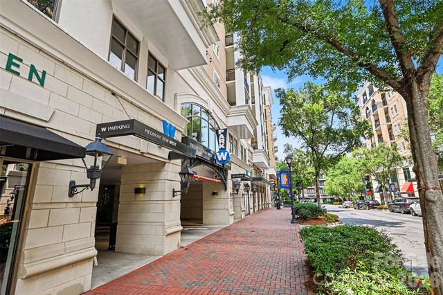 4620 Piedmont Row Drive 418, Charlotte, NC 28210