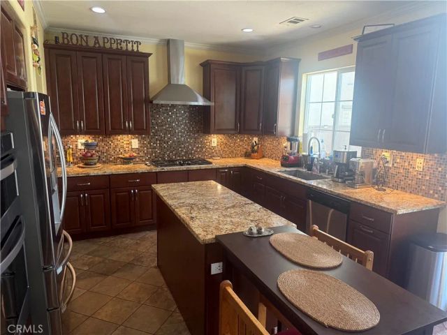 16 Bower Lane, Mission Viejo, CA 92694