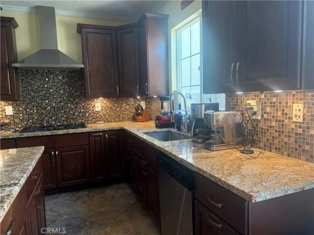 16 Bower Lane, Mission Viejo, CA 92694