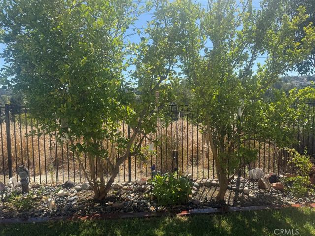 16 Bower Lane, Mission Viejo, CA 92694