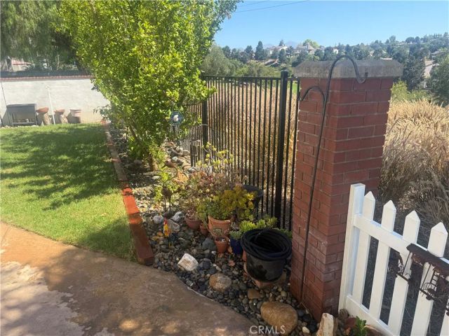 16 Bower Lane, Mission Viejo, CA 92694