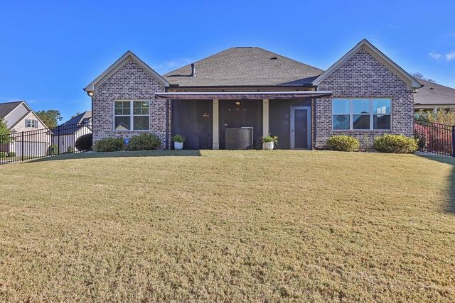 3848 Heirloom Loop Court, Buford, GA 30519