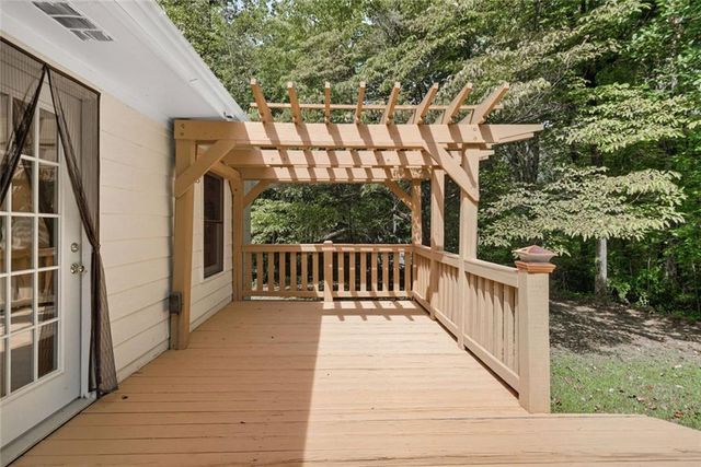 2986 Acworth Due West NW Road, Kennesaw, GA 30152