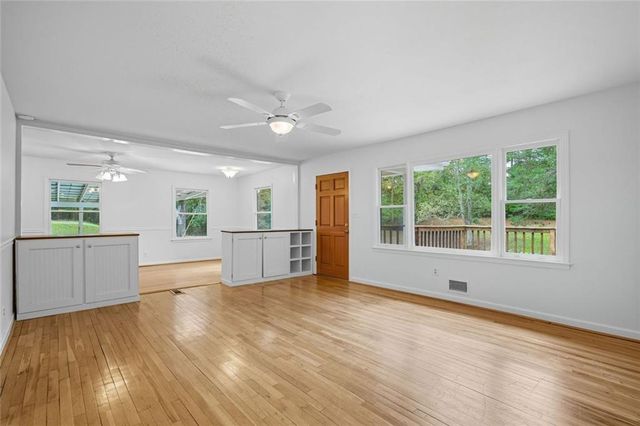 2986 Acworth Due West NW Road, Kennesaw, GA 30152