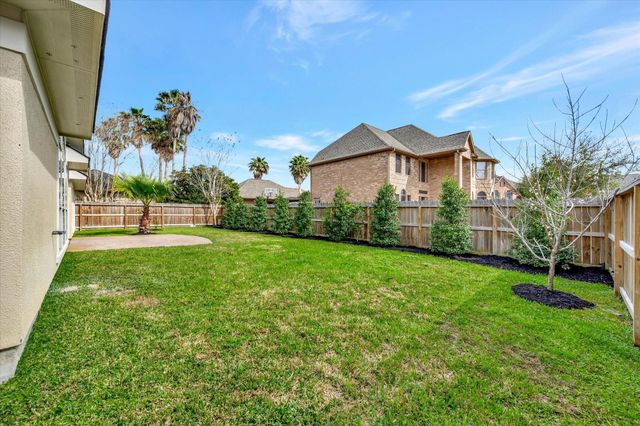 2806 Sea Channel Drive, Seabrook, TX 77586