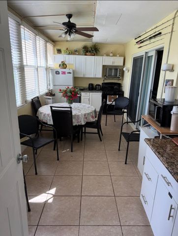 5780 W Fernley Drive W 149, West Palm Beach, FL 33415