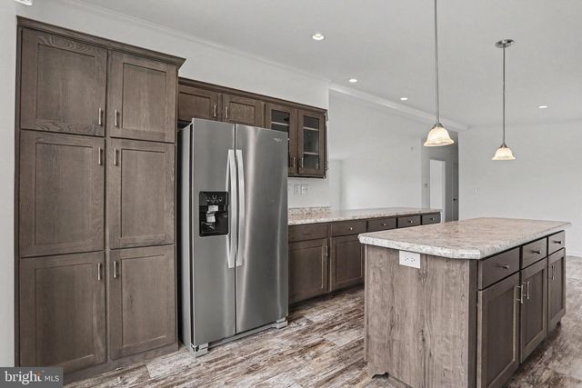 4 EVERGREEN ALY, Palmyra, PA 17078