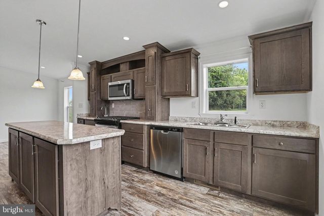 4 EVERGREEN ALY, Palmyra, PA 17078