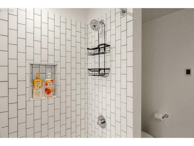 5934 Ne 16TH Ave, Portland, OR 97211