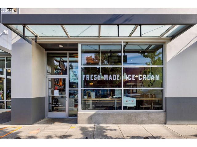 5934 Ne 16TH Ave, Portland, OR 97211