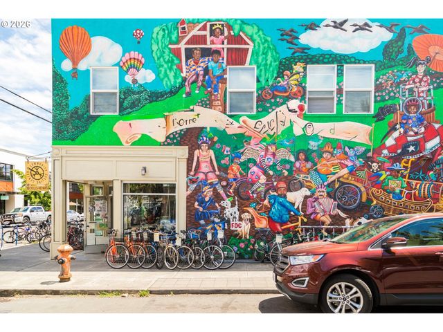 5934 Ne 16TH Ave, Portland, OR 97211