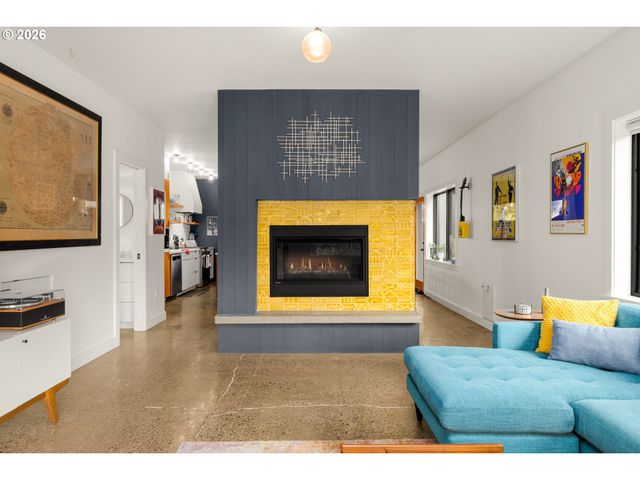 5934 Ne 16TH Ave, Portland, OR 97211
