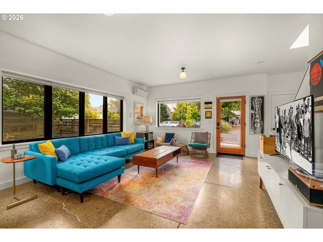 5934 Ne 16TH Ave, Portland, OR 97211