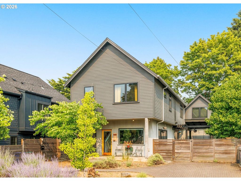 5934 Ne 16TH Ave, Portland, OR 97211