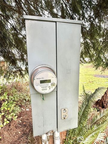 22513 S Forest Loop Road, Granite Falls, WA 98252