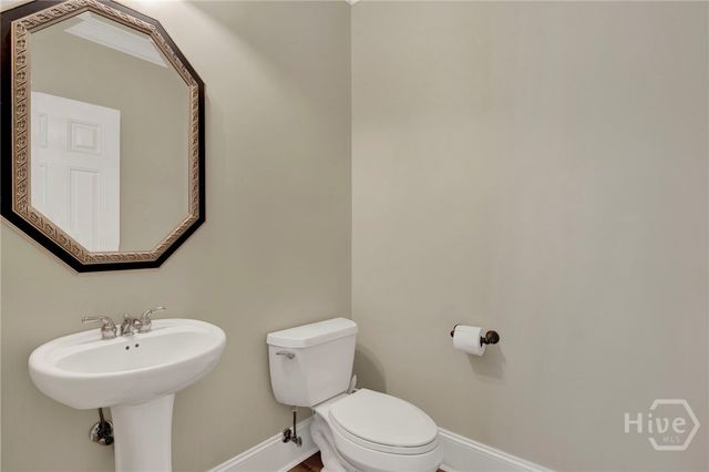 41 White Oak Bluff, Savannah, GA 31405
