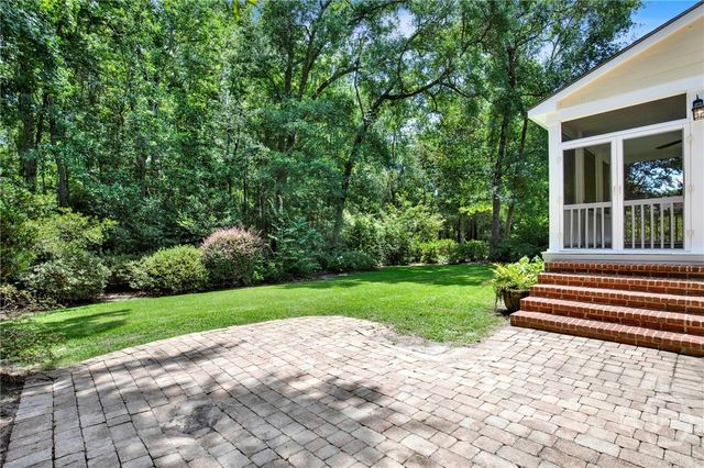 41 White Oak Bluff, Savannah, GA 31405