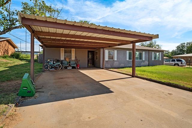 900 Culp Ave, Coahoma, TX 79511