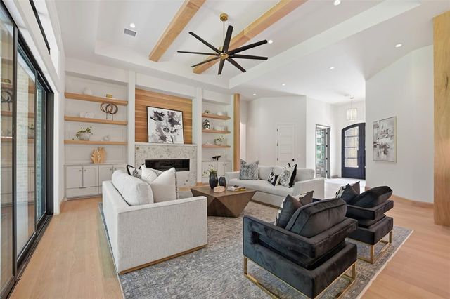 4200 Grand Timber Drive, Edmond, OK 73034