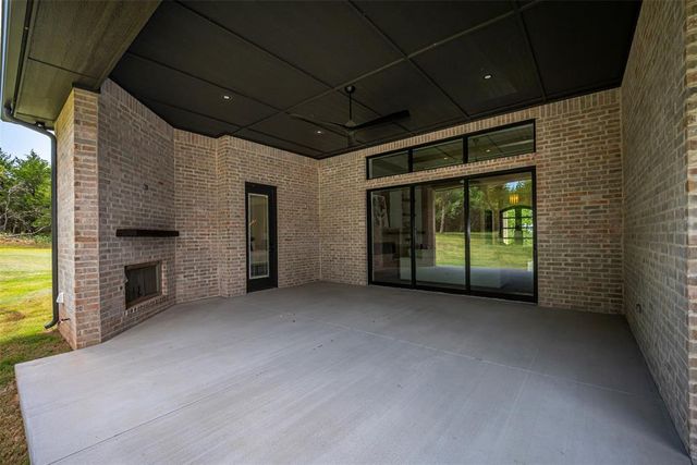 4200 Grand Timber Drive, Edmond, OK 73034