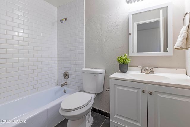 1240 S Camino Seco, Tucson, AZ 85710