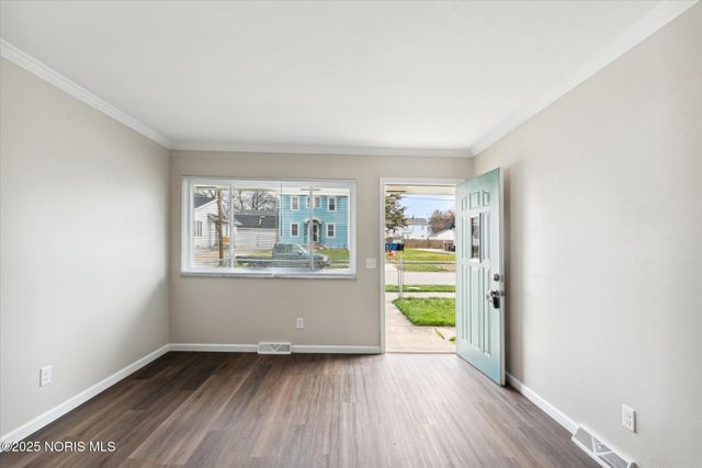 812 National Avenue, Toledo, OH 43609