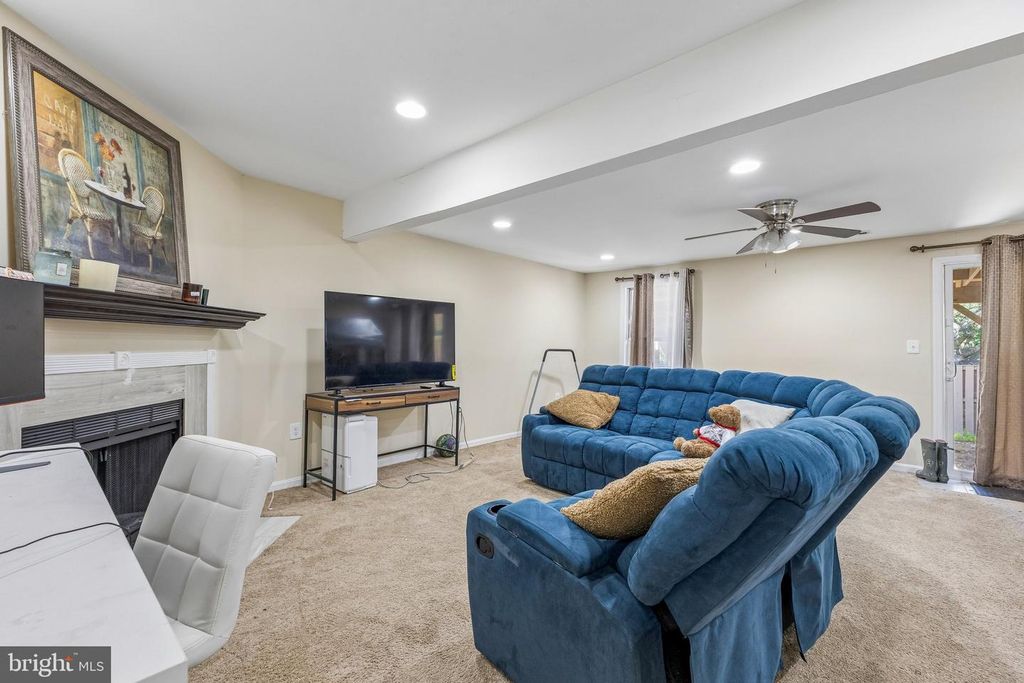 Image 16 of property listing at 14435 BONNETT LN, Laurel, MD 20707