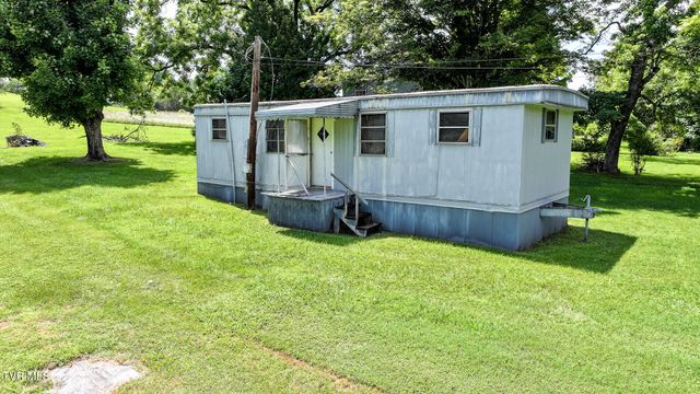 950 Middle Creek Road, Afton, TN 37616