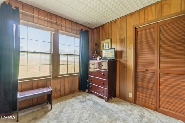 950 Middle Creek Road, Afton, TN 37616