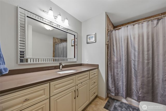 24047 192nd Place SE, Covington, WA 98042