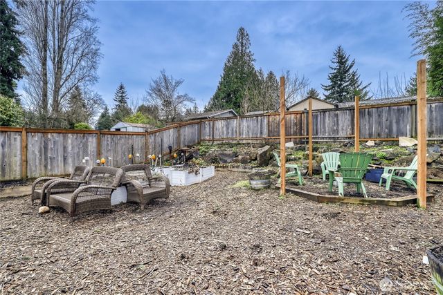 18517 44th Avenue W, Lynnwood, WA 98037