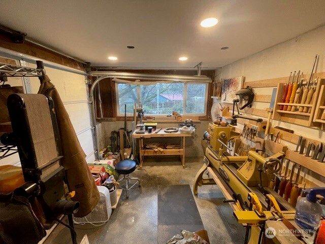 18517 44th Avenue W, Lynnwood, WA 98037