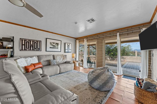 450 N LOS ALTOS Drive, Wickenburg, AZ 85390