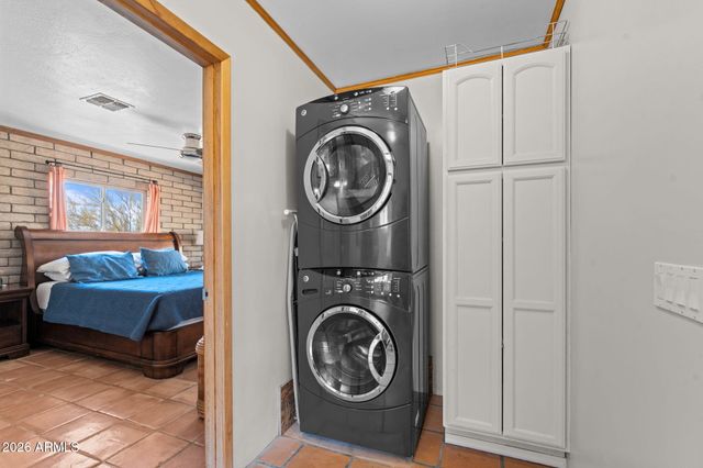 450 N LOS ALTOS Drive, Wickenburg, AZ 85390