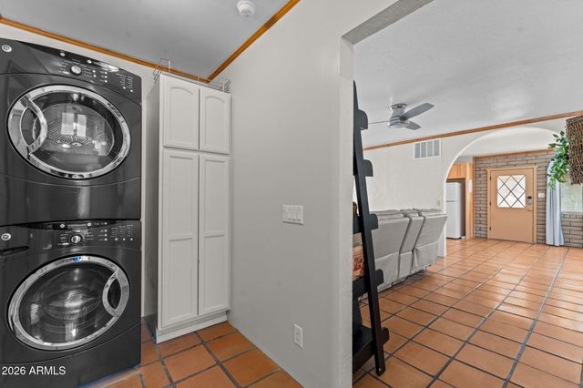 450 N LOS ALTOS Drive, Wickenburg, AZ 85390