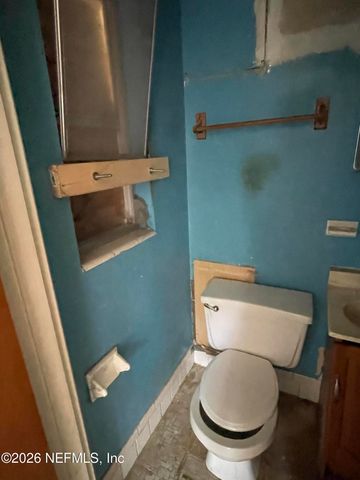 2930 LORAN Drive N, Jacksonville, FL 32216