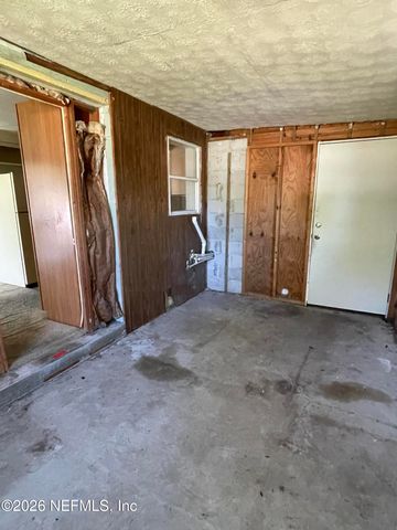 2930 LORAN Drive N, Jacksonville, FL 32216