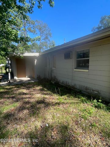 2930 LORAN Drive N, Jacksonville, FL 32216