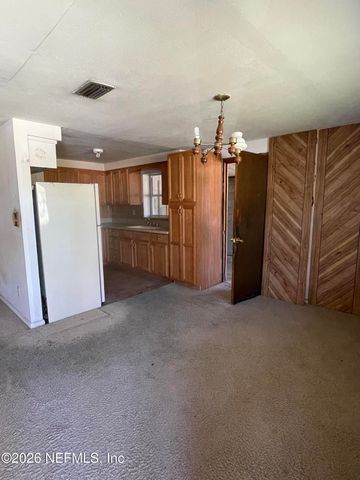 2930 LORAN Drive N, Jacksonville, FL 32216