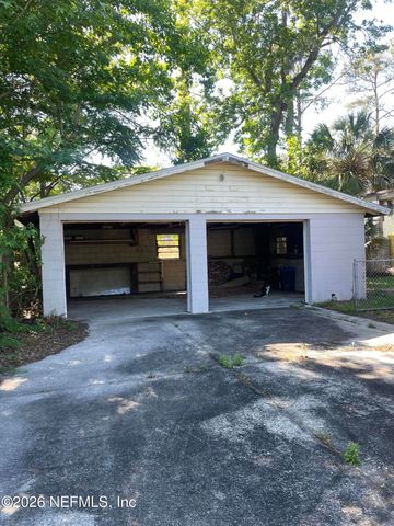 2930 LORAN Drive N, Jacksonville, FL 32216