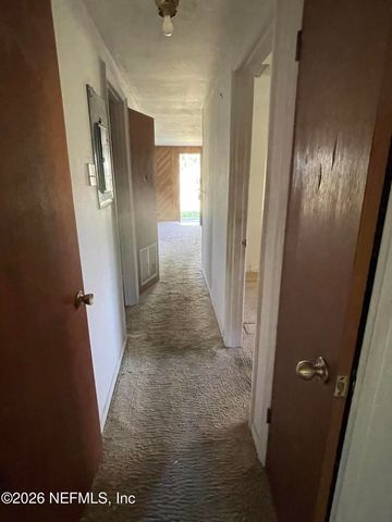 2930 LORAN Drive N, Jacksonville, FL 32216