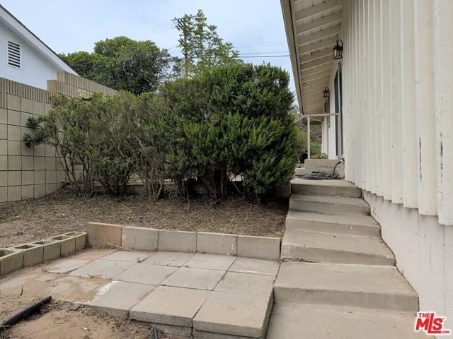 8217 Billowvista Drive, Playa Del Rey (los Angeles), CA 90293
