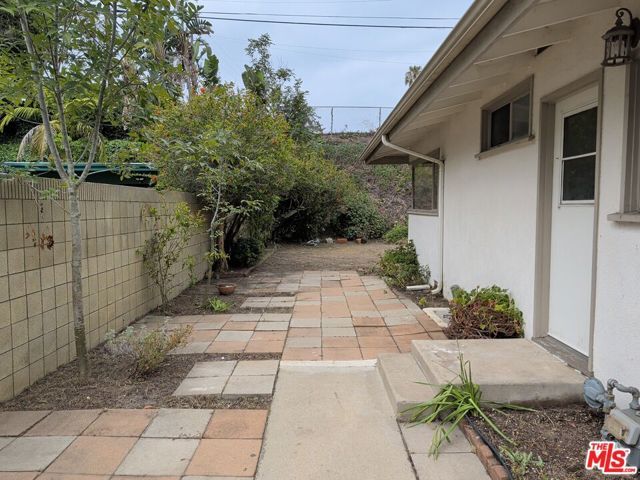 8217 Billowvista Drive, Playa Del Rey (los Angeles), CA 90293