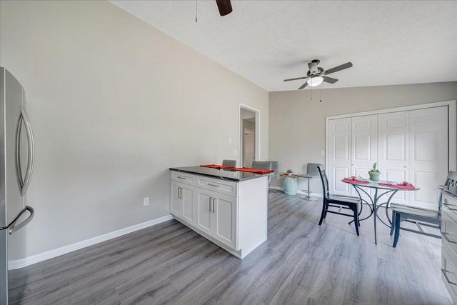 44 Strawberry Banks DR, Moneta, VA 24121