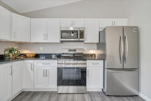 44 Strawberry Banks DR, Moneta, VA 24121