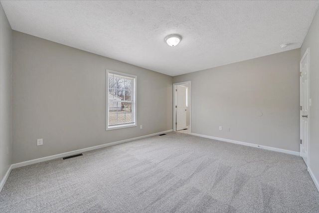 44 Strawberry Banks DR, Moneta, VA 24121