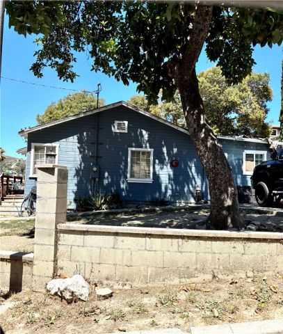 5262 Remstoy Drive, Los Angeles, CA 90032