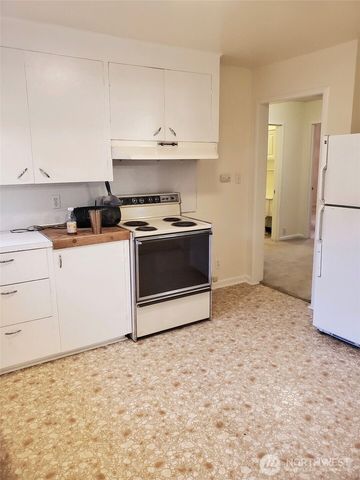 640 Bell Street, Edmonds, WA 98020