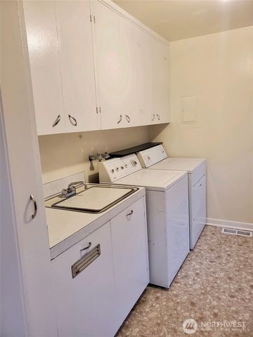 640 Bell Street, Edmonds, WA 98020